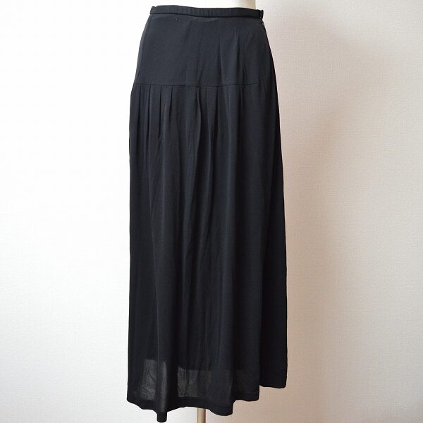 日本全国、無料で利用できる宅配買取にてセンソユニコのスカートを買取いたしました